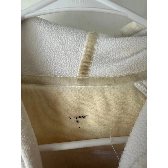 Ativa Women’s size medium white zip up hoodie - Picture 5 of 8